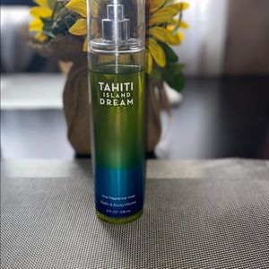 Bath & Body Works Tahiti Island Dream
